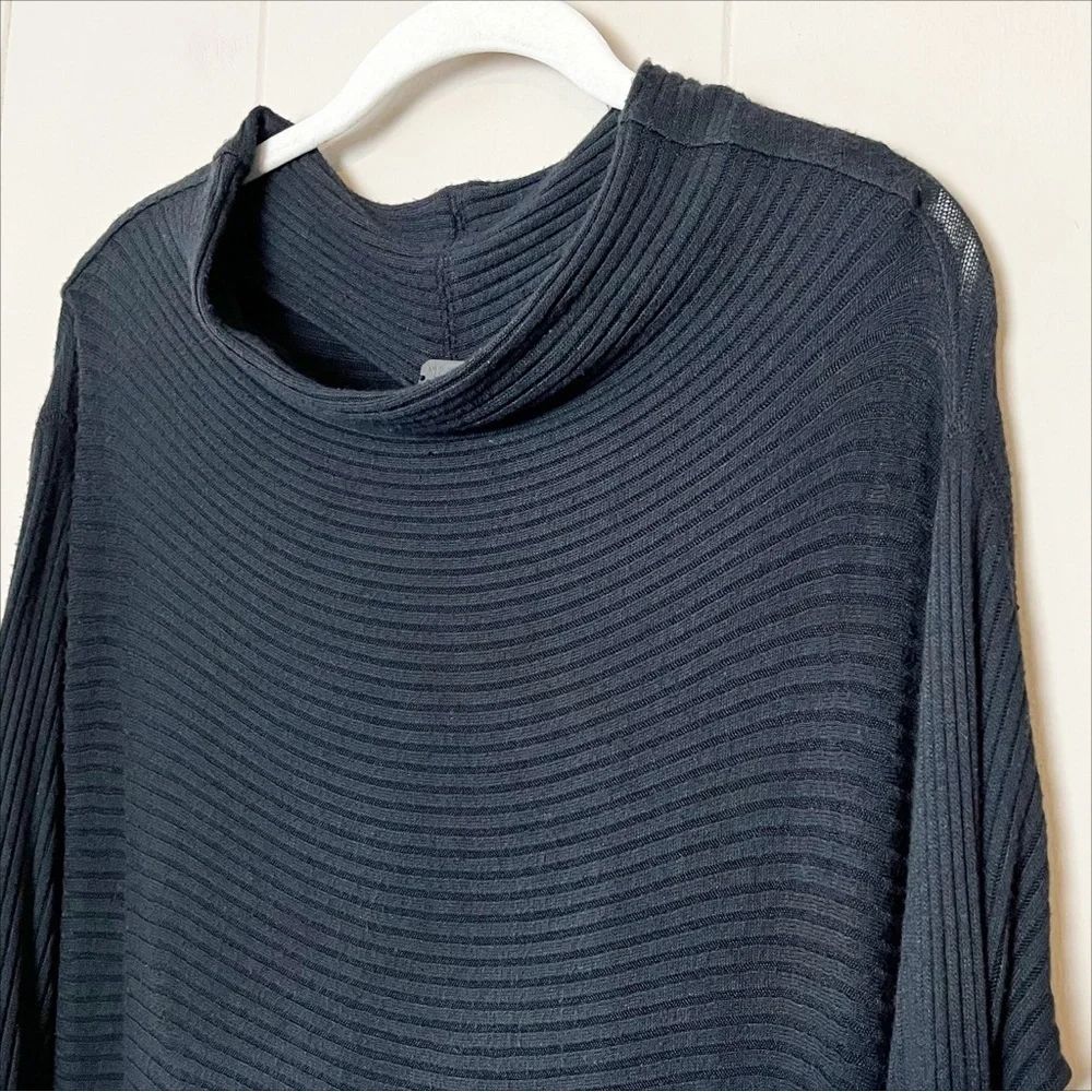 Free People We the Free Ribbed‎ Knit Tunic Top Medium solid black stretch flowy